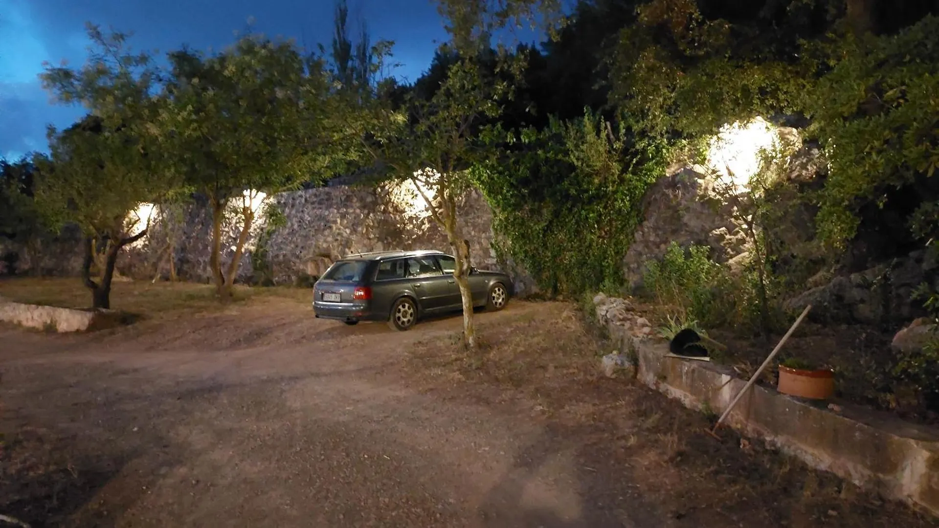 Hostal La Calma Montblanc Prenafeta 0*,